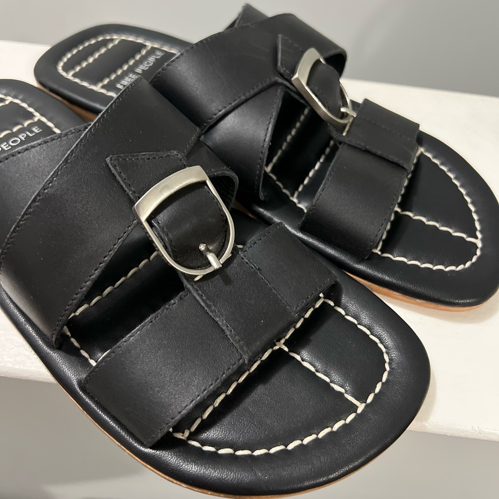 🌻🆕FREE PEOPLE SLOAN BUCKLE SANDALS-BLACK-SIZE 7.5 & 9 - Picture 14 of 16